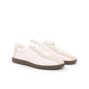 NWT Simone White Trainer by Maguire, size 41